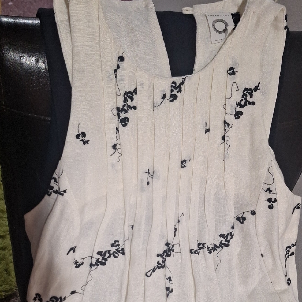 Anthropologie Black and Cream Floral Blouse